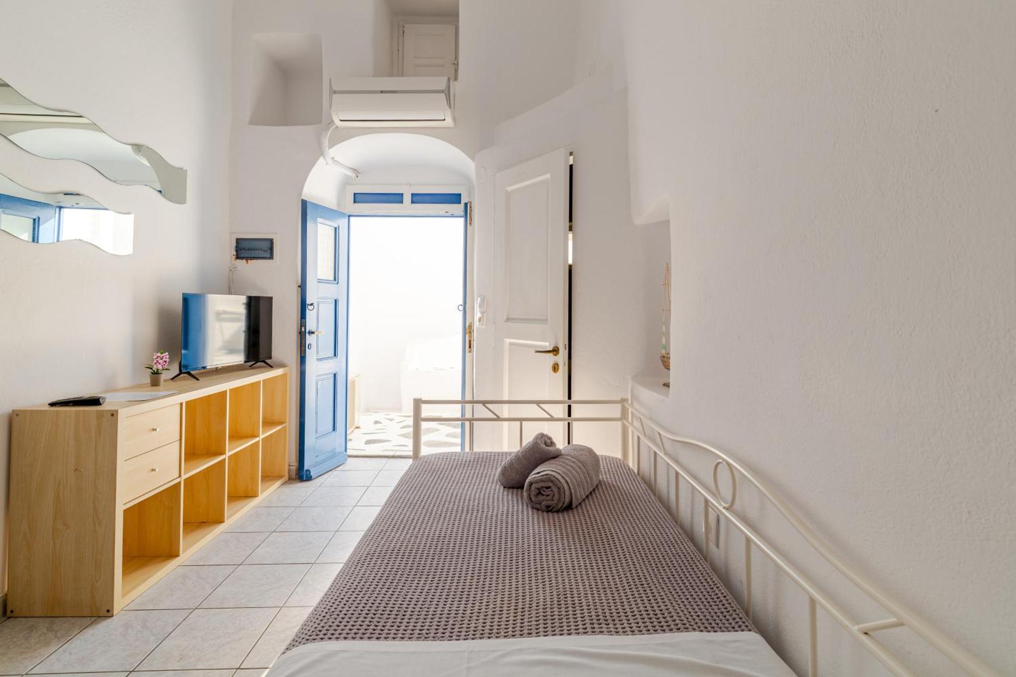 Elenitas Town House With Veranda And Sea View Mykonos Town Eksteriør bilde
